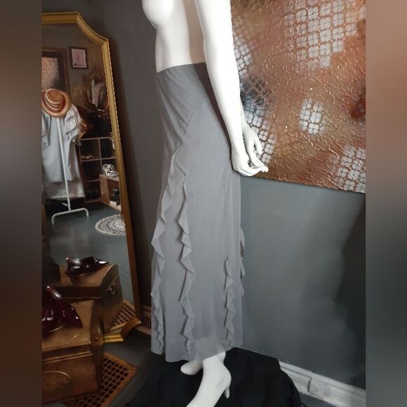 NWT Zara Ruffled Elegant Gray Women's Skirt - Picture 6 of 16
